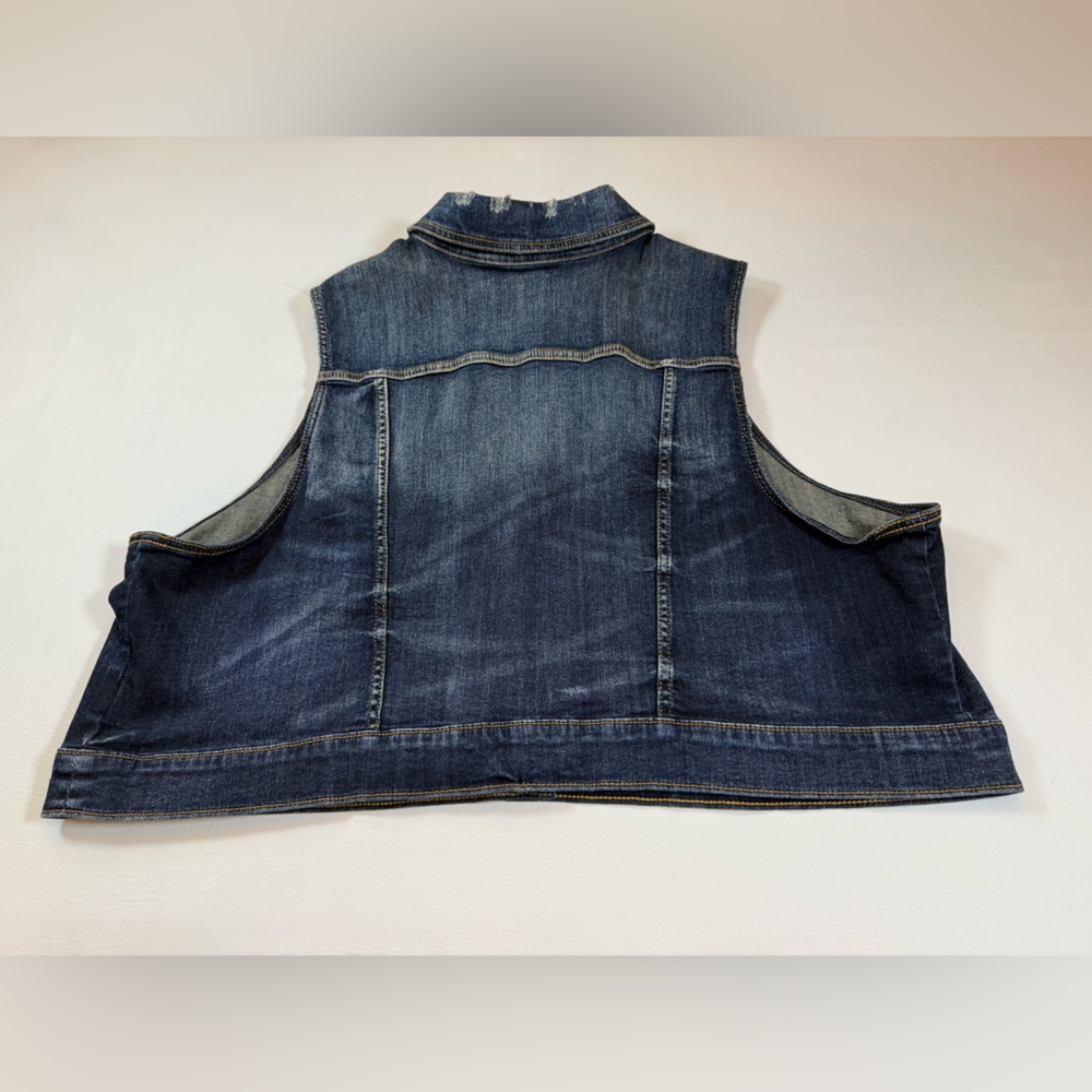 Womens Torrid Crop Denim Blue Vest - Medium Wash Size 4 (bin N) - Picture 4 of 12